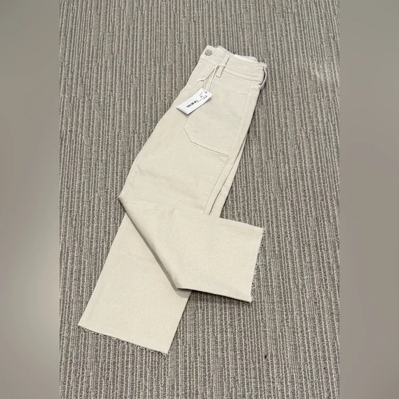 NWT Just Black Women's High Rise Utility Wide Leg - Off-White Jeans, Size 24 - Picture 6 of 7